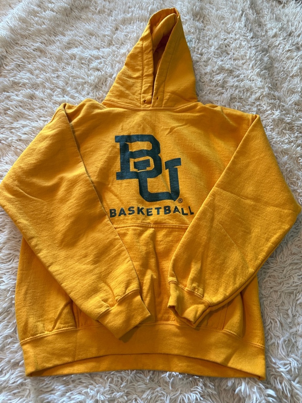 Baylor University Men’s Basketball Hoodie, size M.
